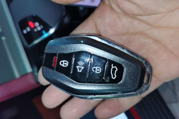 Used JETOUR X70 2025 1.5T DCT Beyond PRO 7-Seater Vehicle Key