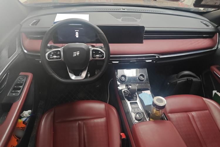 Used JETOUR X70 C-DM 2024 Far Voyage Edition 7 Seats Center Console
