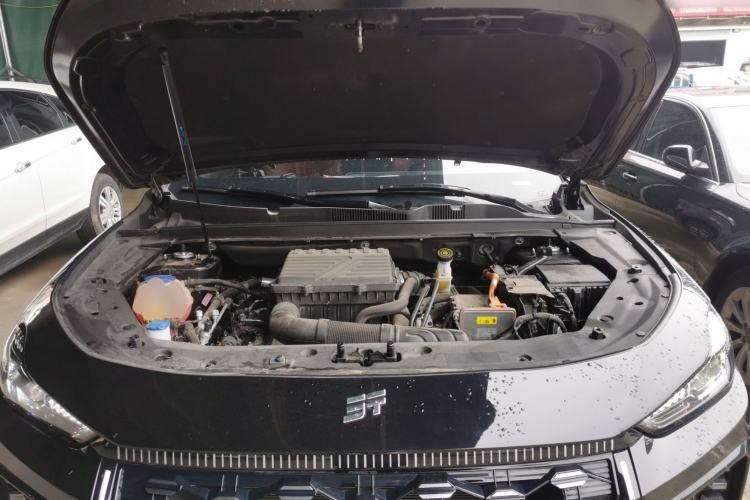 Used JETOUR X70 C-DM 2024 Far Voyage PRO 5-Seater Engine Bay