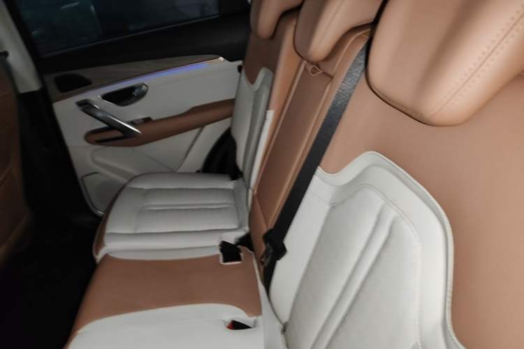 Used JETOUR X70 C-DM 2024 Far Voyage PRO+ 7-Seater Left Rear Seat