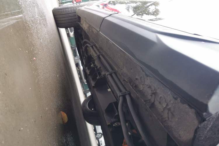Used JETOUR X70 C-DM 2024 Far Voyage PRO 5-Seater Left Side Sill