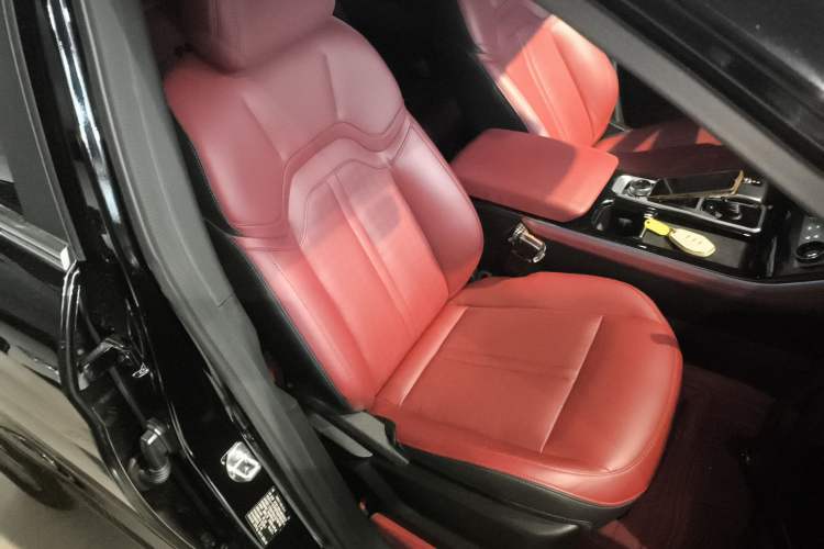 Used JETOUR X70 C-DM 2024 Far Voyage PRO 5-Seater Right Front Seat