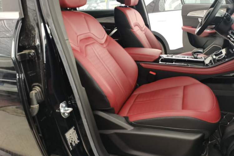 Used JETOUR X70 C-DM 2024 Far Voyage PRO+ 7-Seater Right Front Seat