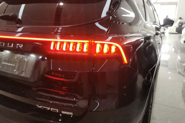 Used JETOUR X70 C-DM 2024 Far Voyage PRO 5-Seater Right Rear Taillight