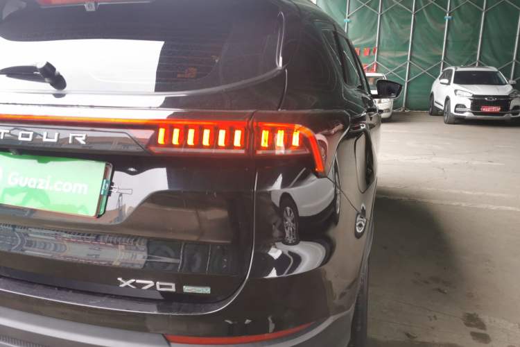 Used JETOUR X70 C-DM 2024 Far Voyage PRO 5-Seater Right Rear Taillight