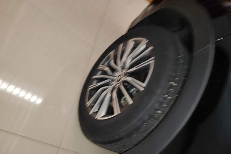 Used JETOUR X70 C-DM 2024 Far Voyage PRO+ 7-Seater Right Rear Wheel Hub