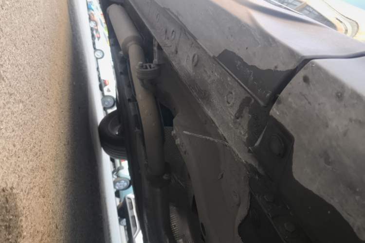 Used JETOUR X70 C-DM 2024 Far Voyage PRO 5-Seater Right Side Sill