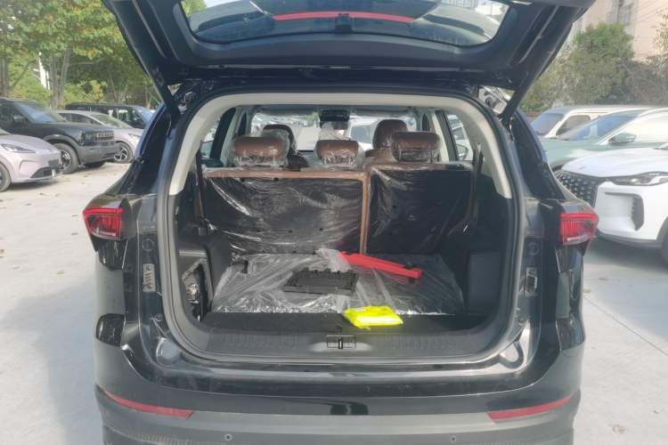 Used JETOUR X70 C-DM 2024 Landwind PRO 7-Seater Trunk