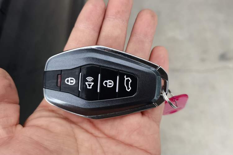 Used JETOUR X70 C-DM 2024 Far Voyage PRO+ 7-Seater Vehicle Key