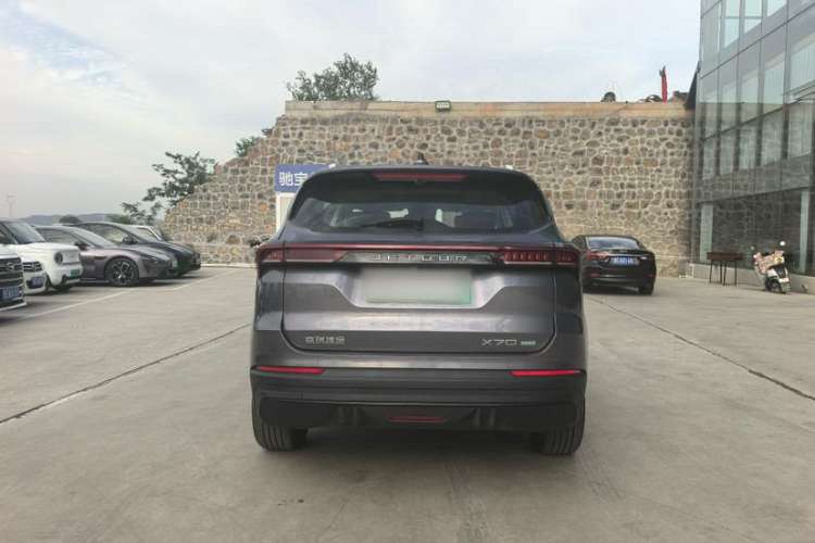 Used JETOUR X70 C-DM 2024 Far Voyage PRO+ 5-Seater Exterior 4