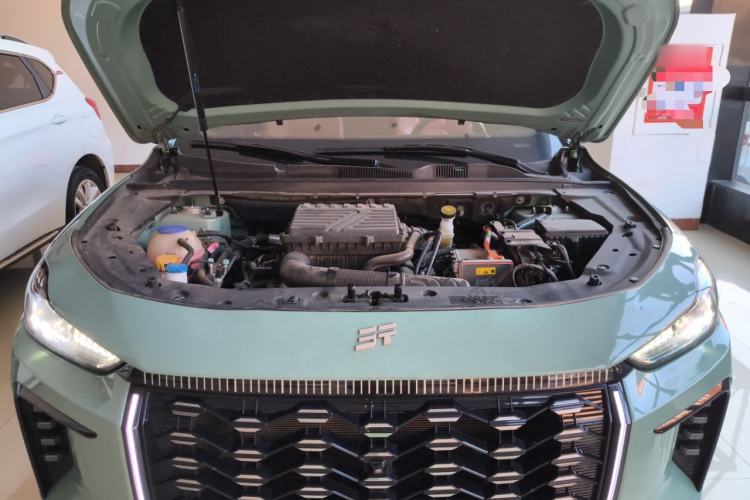 Used JETOUR X70 C-DM 2024 Far Voyage Edition 7 Seats Engine Bay
