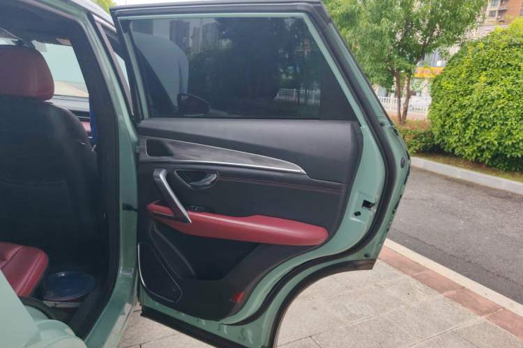 Used JETOUR X70 C-DM 2024 Far Voyage Edition 7 Seats Interior 6