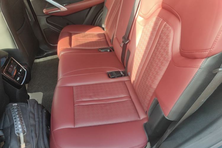 Used JETOUR X70 C-DM 2024 Long-Haul Version 5 Seats Left Rear Seat