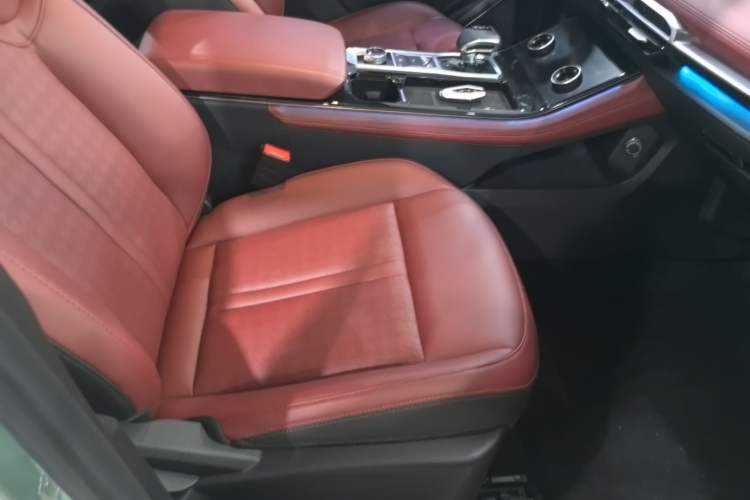 Used JETOUR X70 C-DM 2024 Far Voyage PRO 5-Seater Right Front Seat