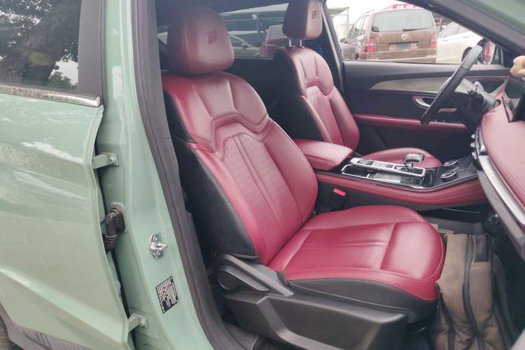 Used JETOUR X70 C-DM 2024 Far Voyage Edition 7 Seats Right Front Seat