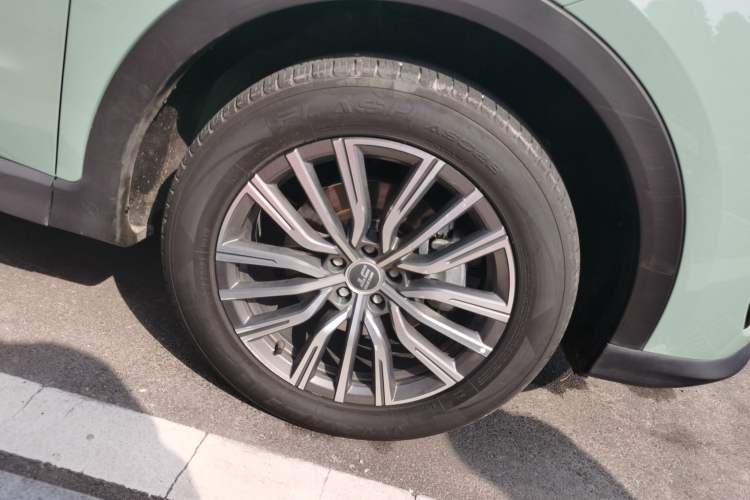 Used JETOUR X70 C-DM 2024 Far Voyage PRO 5-Seater Right Front Wheel Hub