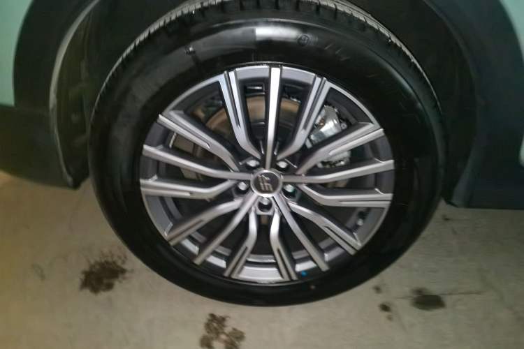 Used JETOUR X70 C-DM 2024 Far Voyage PRO 7-Seater Right Rear Wheel Hub