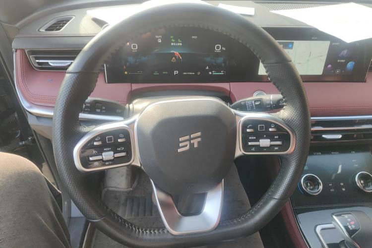 Used JETOUR X70 C-DM 2024 Long-Haul Version 5 Seats Steering Wheel