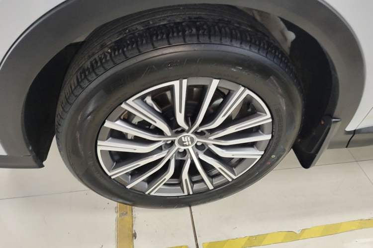 Used JETOUR X70 C-DM 2024 Far Voyage PRO 7-Seater Left Front Wheel Hub