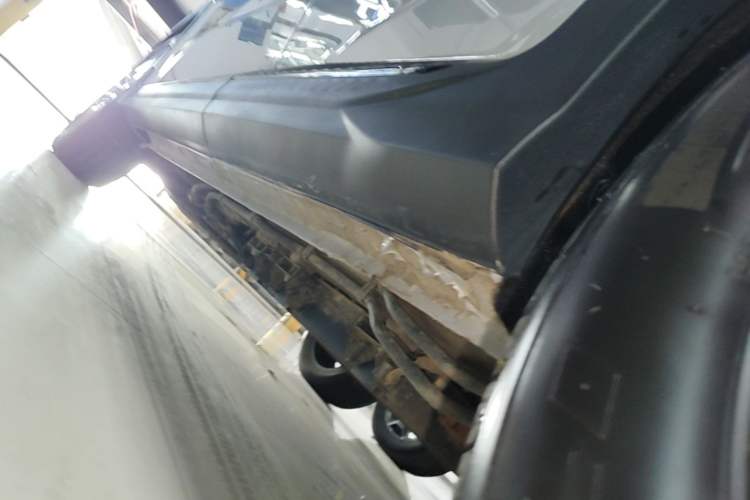 Used JETOUR X70 C-DM 2024 Far Voyage PRO 7-Seater Left Side Sill