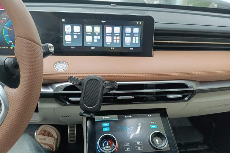 Used JETOUR X70 C-DM 2024 Landwind PRO 7-Seater Audio And AC Panel