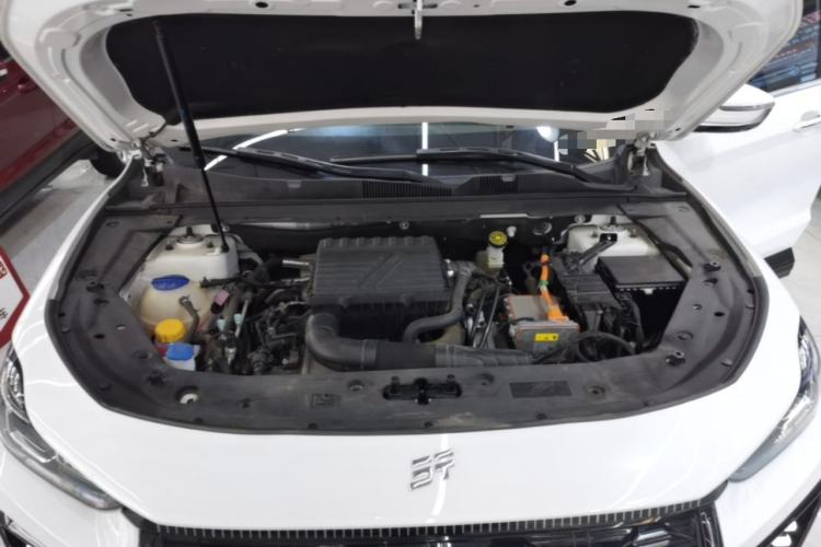 Used JETOUR X70 C-DM 2024 Far Voyage PRO 5-Seater Engine Bay