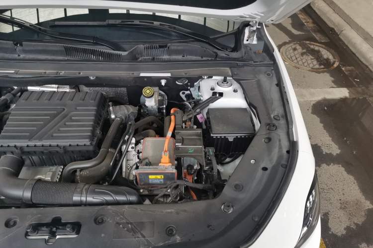 Used JETOUR X70 C-DM 2024 Far Voyage PRO 7-Seater Engine Bay Left