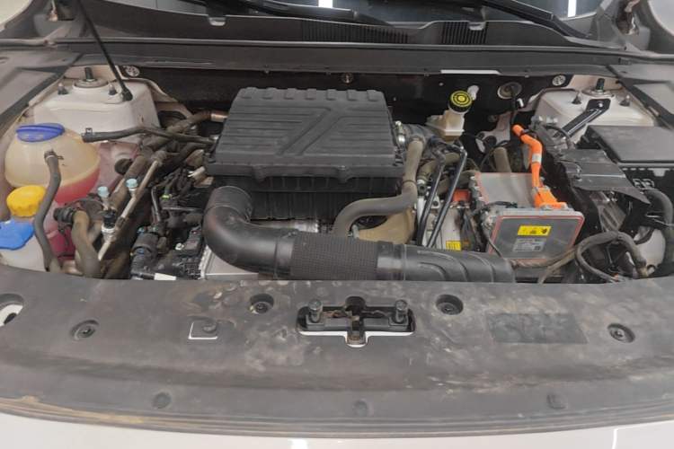 Used JETOUR X70 C-DM 2024 Far Voyage PRO 7-Seater Engine Bay