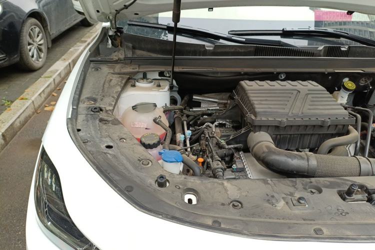 Used JETOUR X70 C-DM 2024 Landwind PRO 7-Seater Engine Bay Right