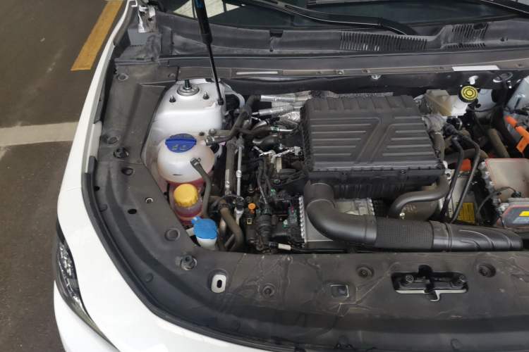 Used JETOUR X70 C-DM 2024 Far Voyage PRO 7-Seater Engine Bay Right