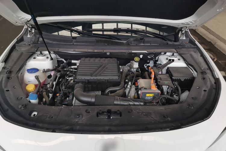 Used JETOUR X70 C-DM 2024 Far Voyage PRO 7-Seater Engine Bay