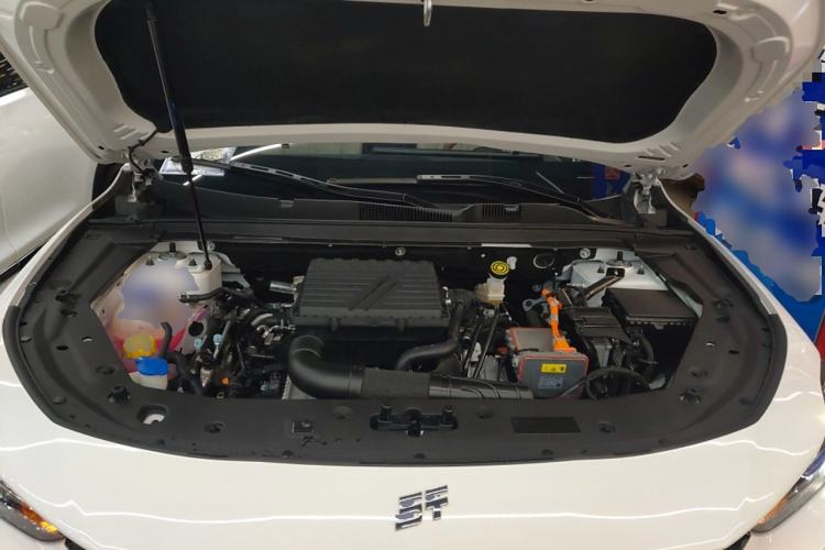 Used JETOUR X70 C-DM 2024 Far Voyage PRO 7-Seater Engine Bay