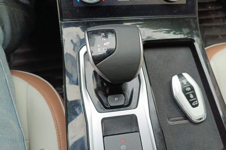 Used JETOUR X70 C-DM 2024 Landwind PRO 7-Seater Gear Lever