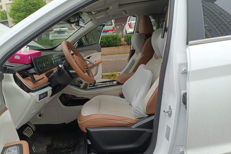 Used JETOUR X70 C-DM 2024 Landwind PRO 7-Seater Left Front Seat