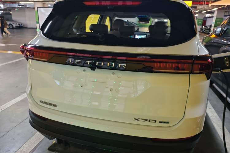 Used JETOUR X70 C-DM 2024 Far Voyage PRO 5-Seater Rear