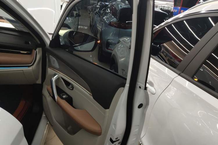 Used JETOUR X70 C-DM 2024 Far Voyage PRO 7-Seater Right Front Door Interior
