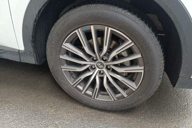 Used JETOUR X70 C-DM 2024 Landwind PRO 7-Seater Right Front Wheel Hub