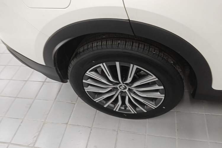 Used JETOUR X70 C-DM 2024 Far Voyage PRO+ 5-Seater Right Rear Wheel Hub
