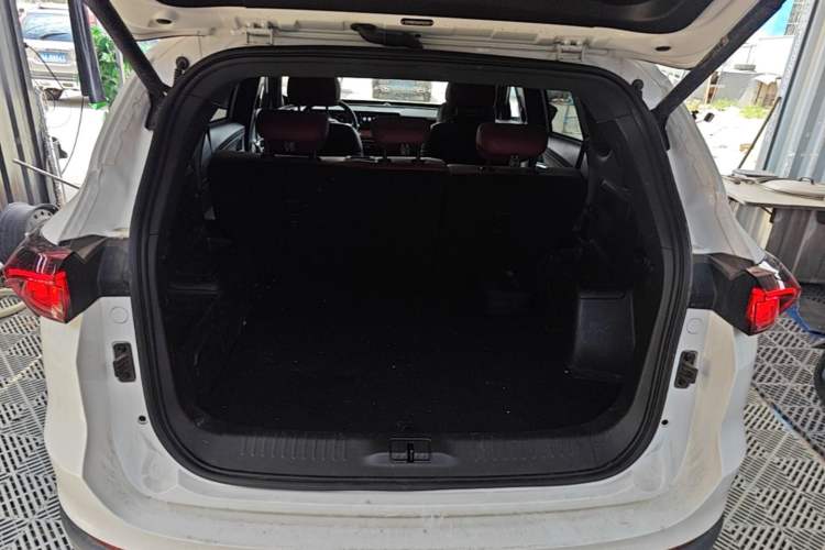 Used JETOUR X70 C-DM 2024 Far Voyage PRO 5-Seater Trunk