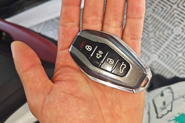 Used JETOUR X70 C-DM 2024 Far Voyage PRO 5-Seater Vehicle Key