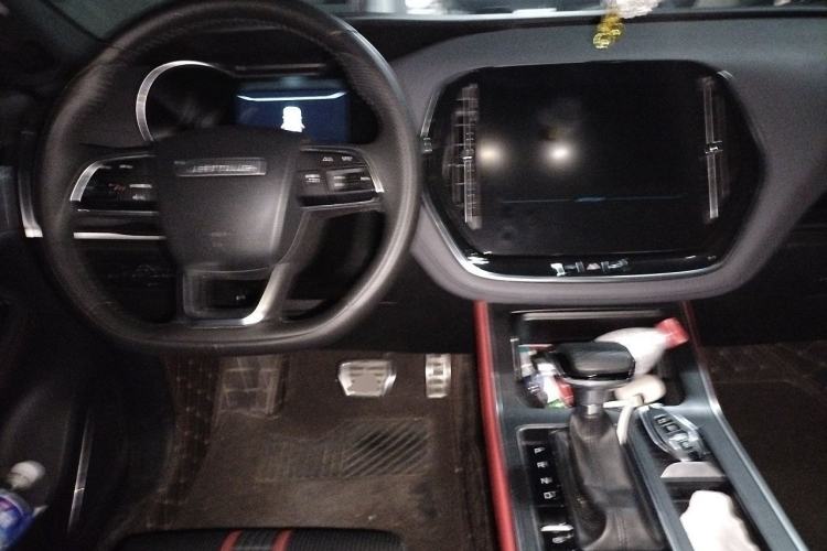 Used JETOUR X70 Coupe 2020 1.6T DCT CoolFuel 6-Seater Center Console