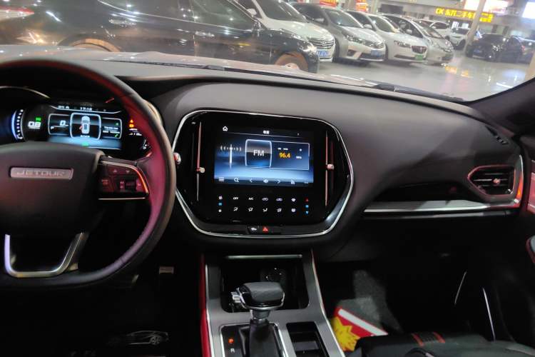 Used JETOUR X70 Coupe 2020 1.6T DCT Cool 6-Seater Audio And AC Panel