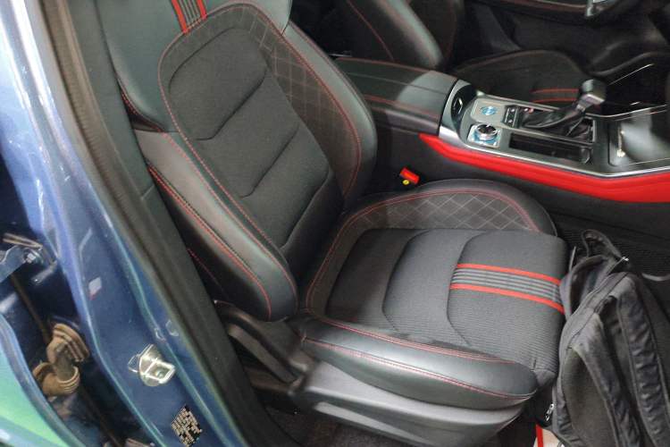 Used JETOUR X70 Coupe 2020 1.6T DCT Cool 7-Seater Right Front Seat