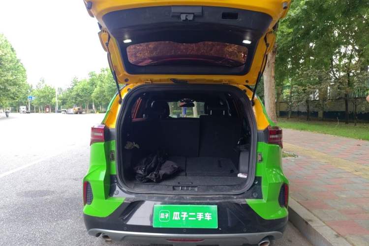 Used JETOUR X70 Coupe 2020 1.6T DCT Cool 6-Seater Trunk