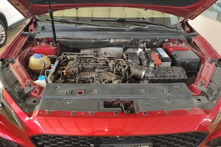 Used JETOUR X70 Coupe 2020 1.6T DCT Cool 5-Seater Engine Bay