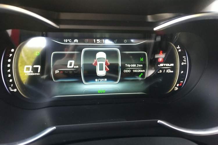 Used JETOUR X70 Coupe 2020 1.6T DCT Cool 7-Seater Odometer Close Up