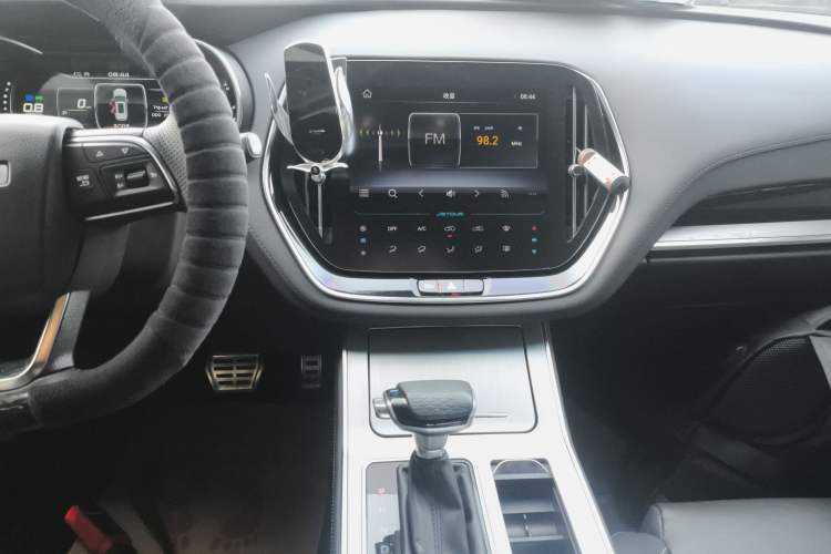 Used JETOUR X70 Coupe 2020 1.6T DCT Cool 5-Seater Audio And AC Panel