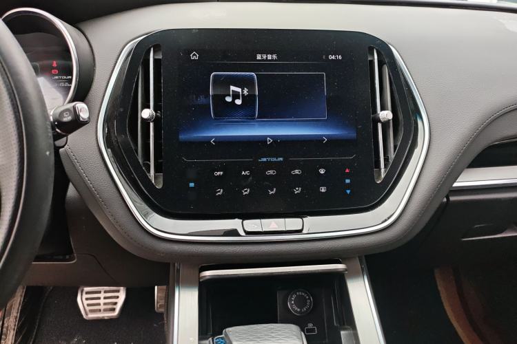 Used JETOUR X70 Coupe 2020 1.6T DCT Cool 5-Seater Audio And AC Panel
