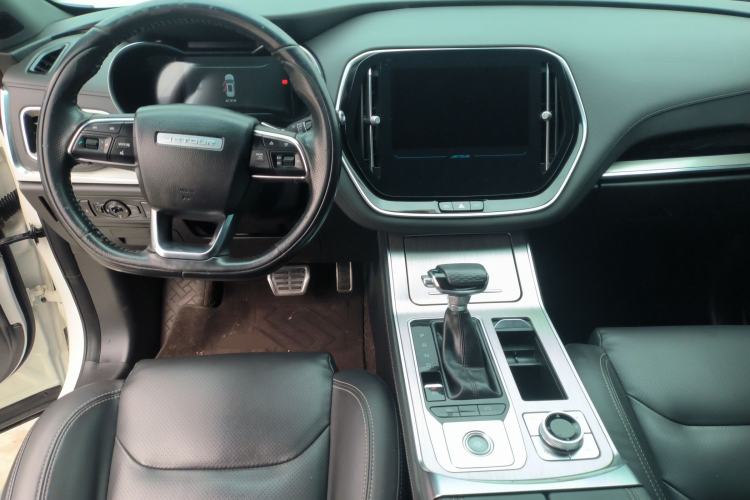 Used JETOUR X70 Coupe 2020 1.6T DCT CoolFuel 7-seater Center Console