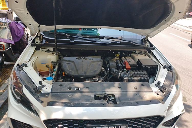 Used JETOUR X70 Coupe 2020 1.6T DCT Cool 5-Seater Engine Bay